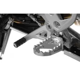 Origineel *Works* long-distance foot pegs for BMW R1300GS/ Adventure, R1250GS/ Adventure, R1200GS (LC)/ Adventure (LC), F900GS/ Adventure, F850GS/ Adventure, F800GS(2024-), F750GS