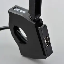 Daytona USB socket outlet "Slim" single, for 22.2 and 25.4 mm handlebars Bestel Nu