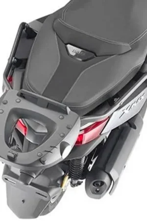 GIVI Bagagerek Yamaha XMAX 300 Nieuw