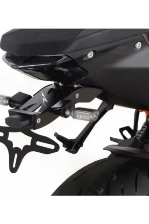 R&G LP0345BK-BK Kentekenplaathouder KTM 1290 Super Duke R 20 / Super Duke RR 21- (Met Zwarte Kabelafdekking) Nieuw