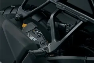 Suzuki Bracket Onder Zijkoffers 26/29L Direct Beschikbaar