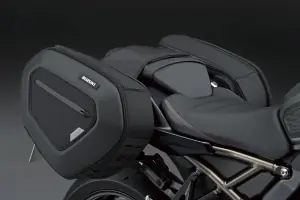 Soft-case zijtassenset GSX-8T/TT Gratis Retour