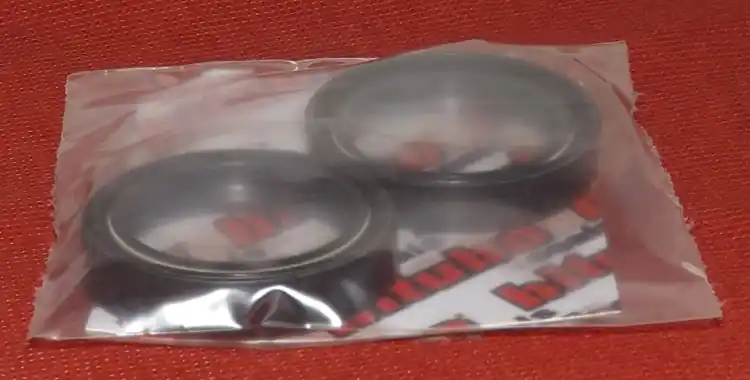 BITUBO - KIT FORK OIL SEAL 41X54X11 - Suspension - 41X54X11 Exclusief