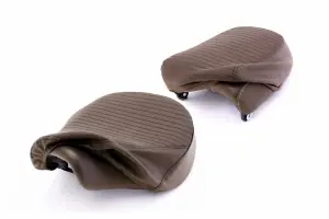 PLEATED ZADEL SET, BRUIN Actieprijs