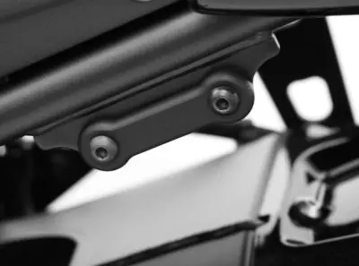 R&G - REAR FOOTREST PLATE - Accessories - Black Favoriet