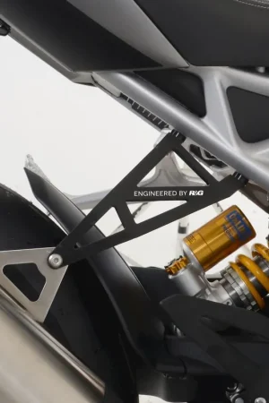 Betaalbaar R&G - EXHAUST HANGER & BLANKING PLATE KIT BLACK - Geschikt voor Triumph Speed Triple 1200 RS '21-